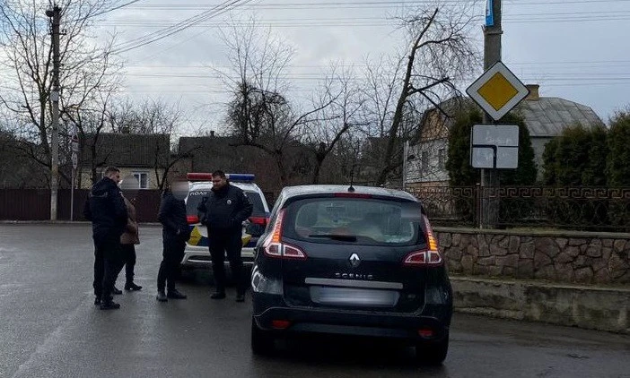Біля Рівного водійка Renault збила 8-річного хлопчика