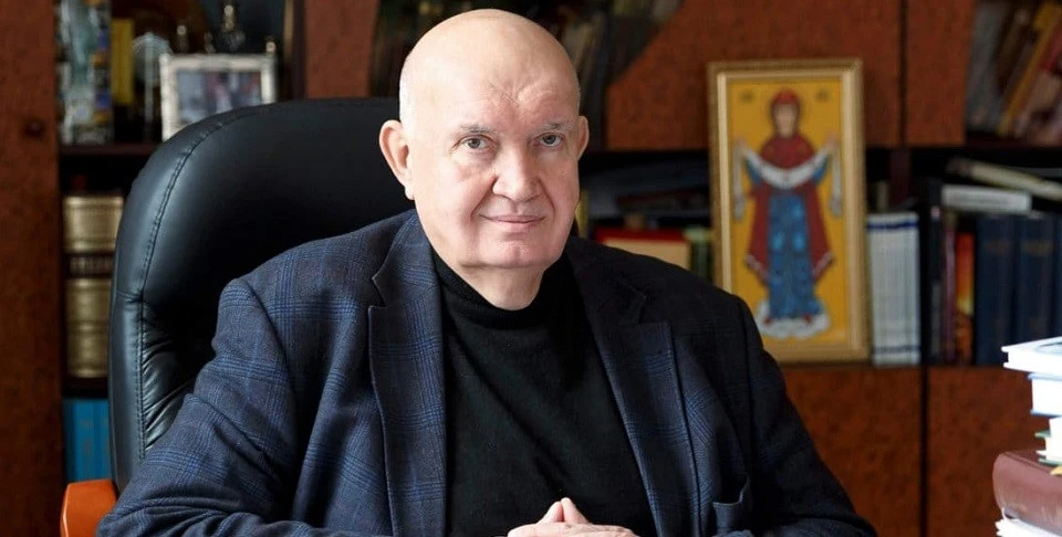 Руслан Постоловський