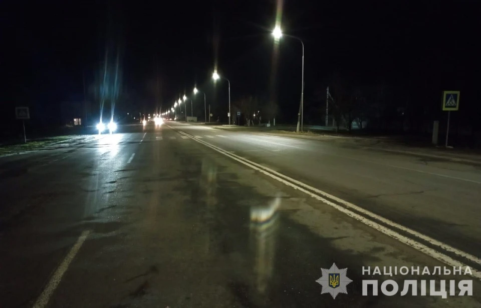 Поліція розшукує водія, який збив 45-річну жінку на Волині та втік