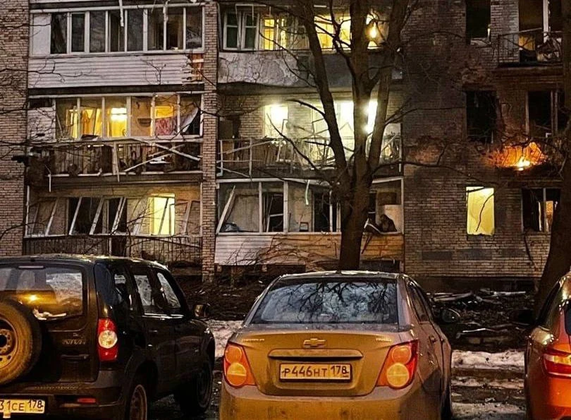 У Санкт-Петербурзі БПЛА влучив у будинок