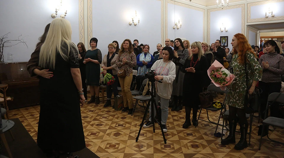 Презентація книжки Олени Чернінької "Лемберґ: мамцю, ну не плач"