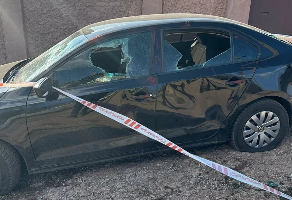 У Кривому Розі невідомі розстріляли автівку