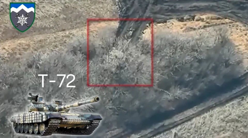 Прикарпатські воїни двома FPV-дронами знищили російський танк Т-72