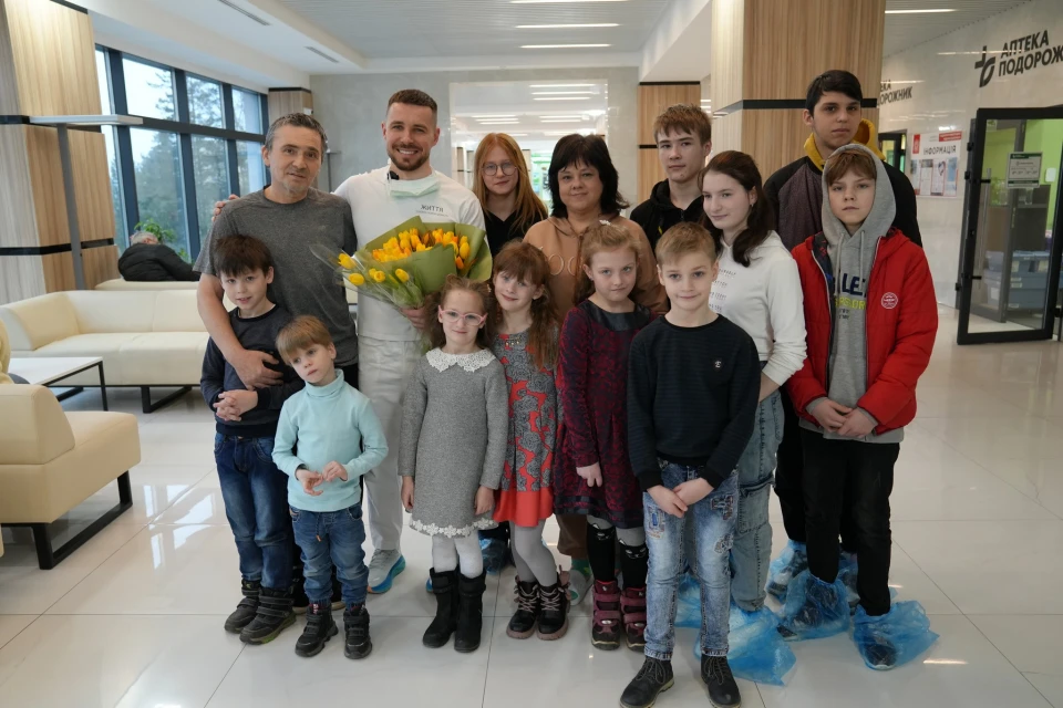 У Львові від смертельної недуги врятували батька десяти дітей