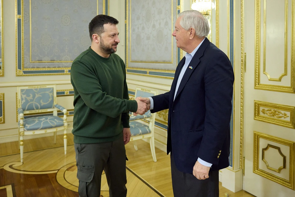 Президент України Зеленський вітає сенатора США Грема у Києві