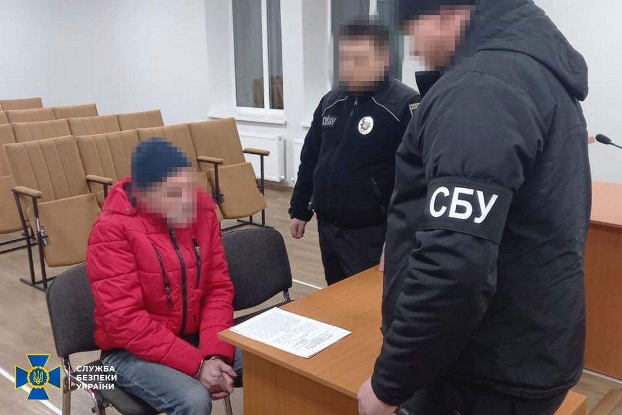 СБУ затримала поплічника рашистів, який стежив за бійцями ЗСУ