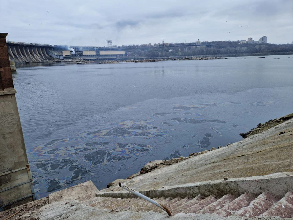 Забрудження річки Дніпро