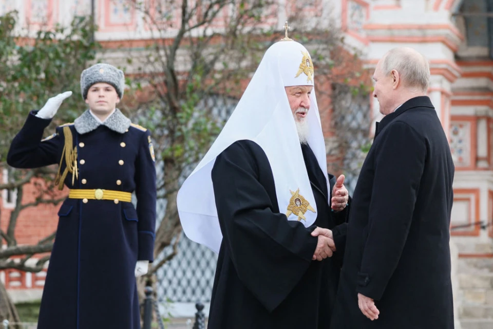 на фото: патріарх Кирил та Володимир Путін