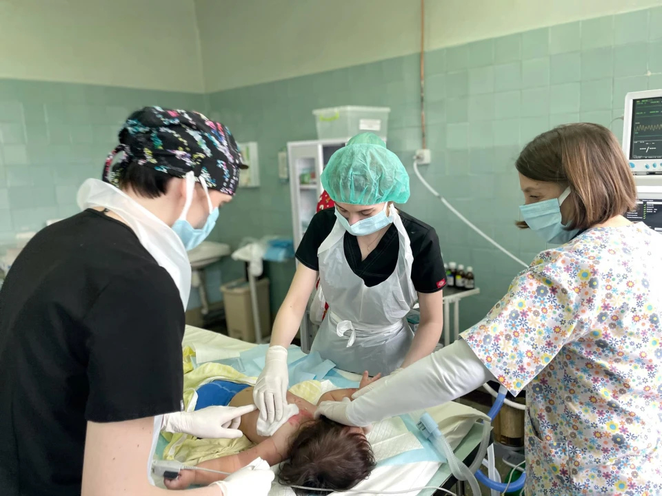 У Львові медики врятували 10-місячне немовля з опіками