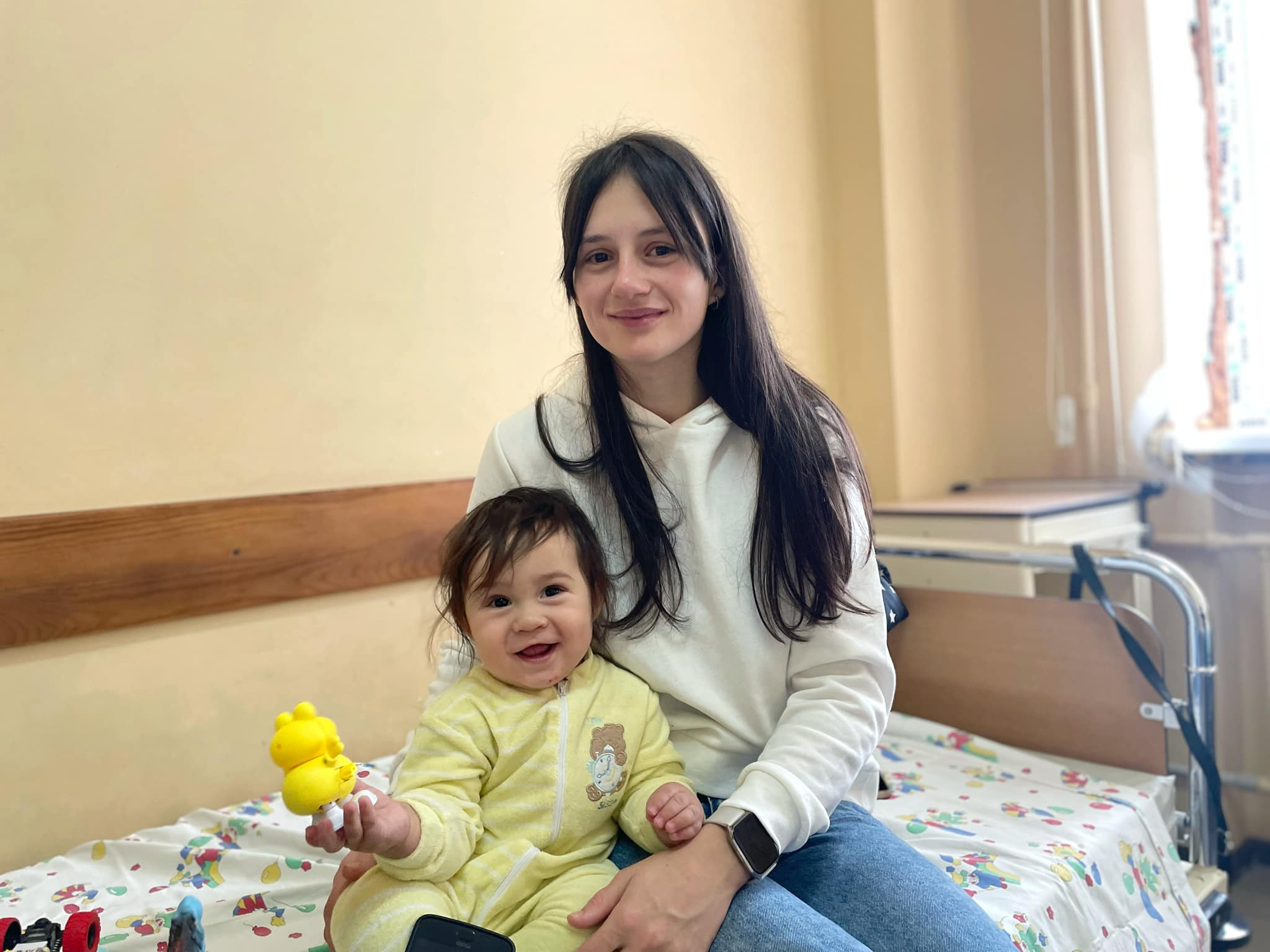 У Львові медики врятували 10-місячне немовля з опіками