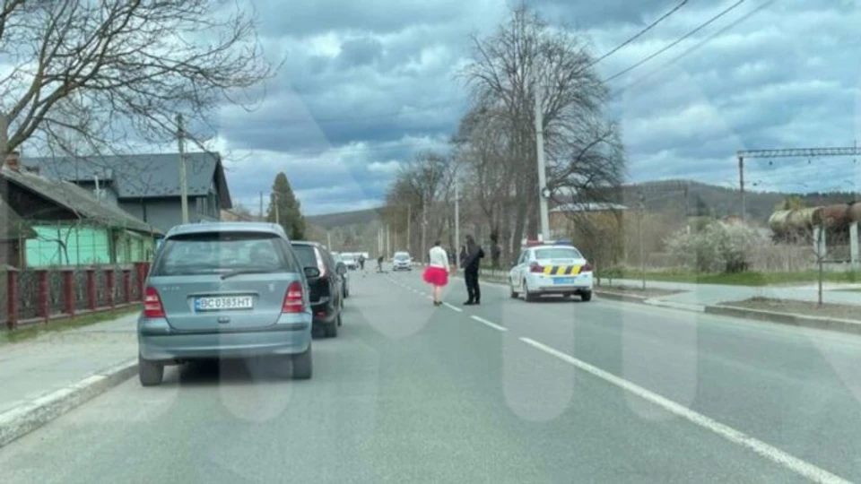 На Львівщині авто збило двох дітей на самокаті, одна дівчинка загинула