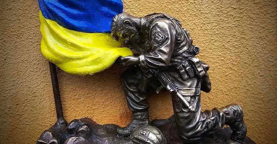 мініскульптура "Герої"
