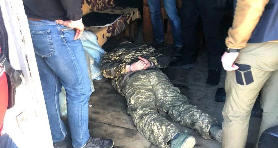 На Прикарпатті військового посадовця викрили на корупції