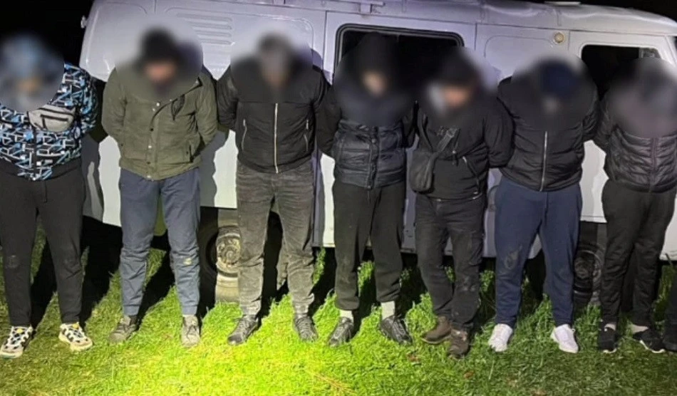 Буковинець намагався незаконно переправити до Румунії сімох чоловіків