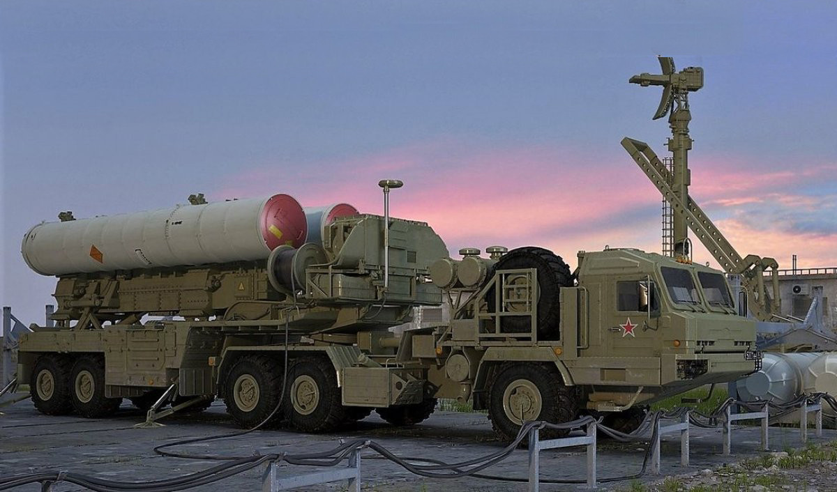 РФ має обмежені можливості для збиття крилатих та балістичних ракет, - авіаексперт Долінце