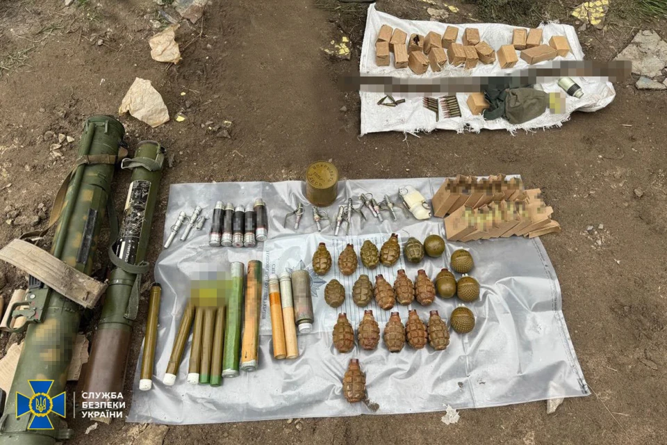 у трьох областях викрили торговців трофейним озброєнням