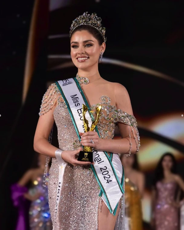 На фото: Ангеліна Усанова перемогла на Miss Eco International-2024