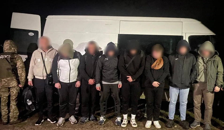 На Буковині затримали "бізнесмена", який за майже 2,5 млн грн планував переправити чоловіків за кордон