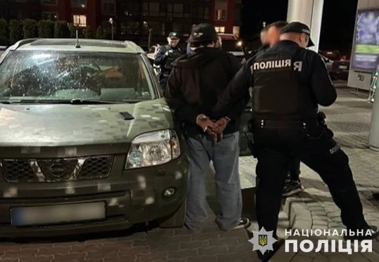 У Львові затримали озброєних іноземців, які вчинили розбійний напад на неповнолітнього