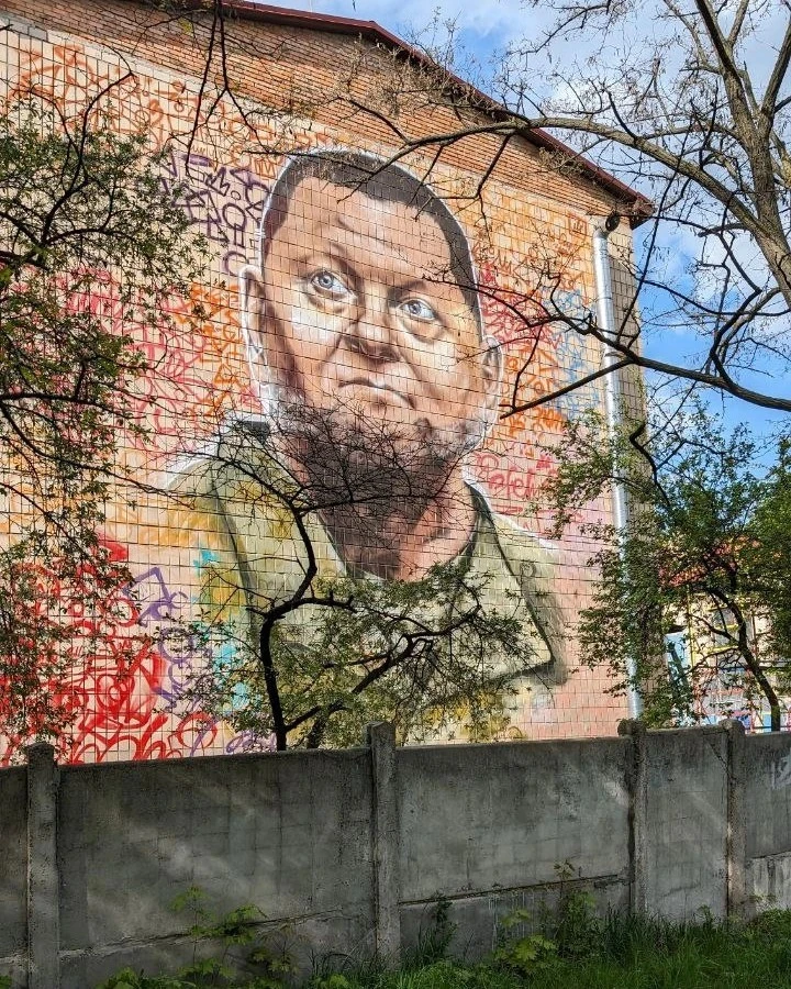 мурал Валерія Залужного