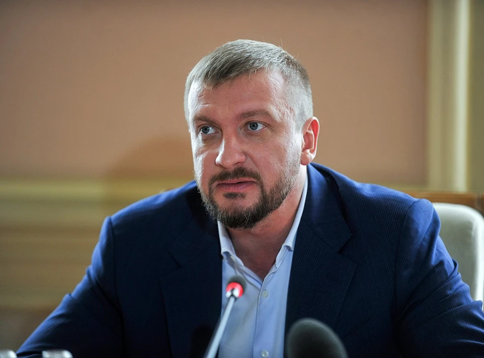 на фото ексміністр юстиції Павло Петренко
