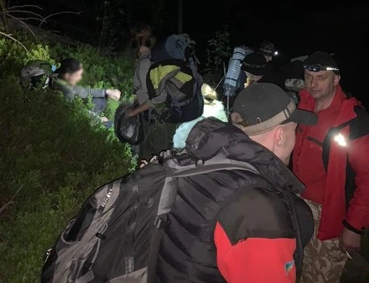 Група туристів з Києва заблукала у лісі поблизу гори Парашка