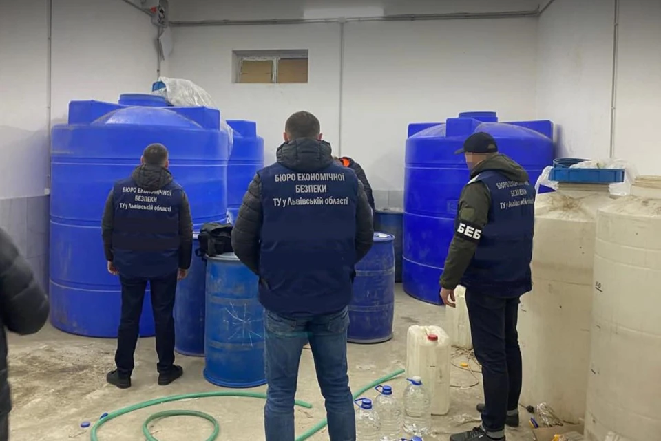 На Львівщині викрили підпільний цех з виробництва алкоголю