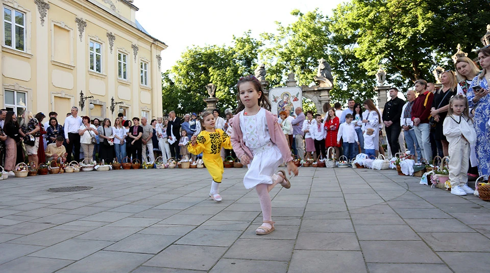 Освячення паски у Львові