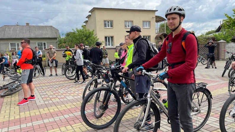Під час велопробігу у Франківській громаді зібрали 30 тис. грн для ЗСУ