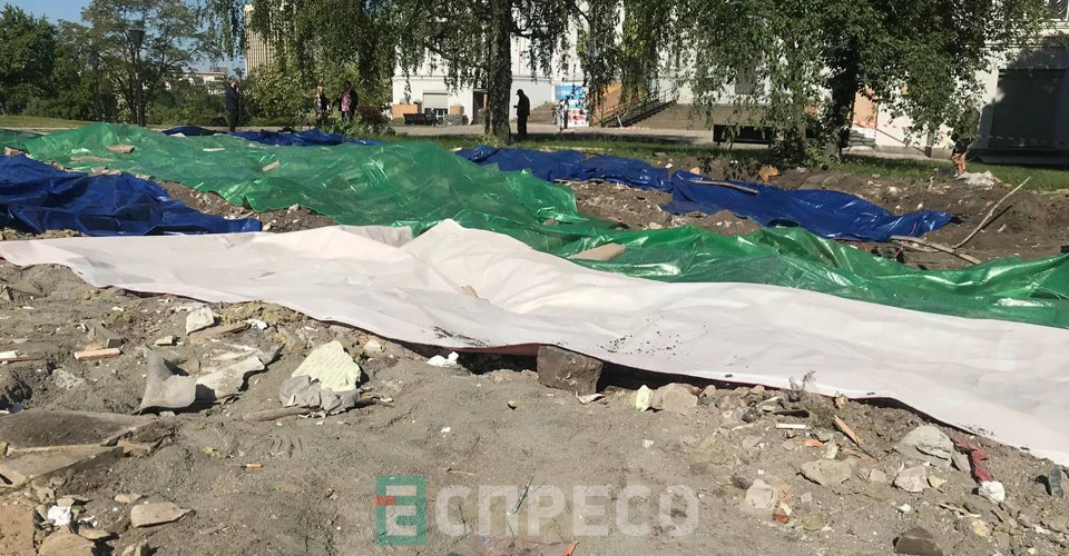 У Києві демонтували "храм-МАФ" УПЦ МП