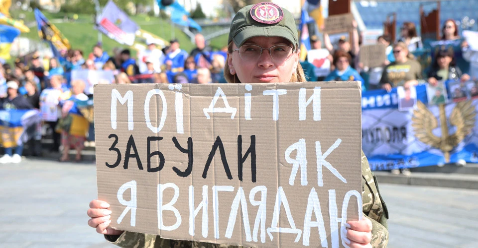Марія Баркова, сестра військовослужбовця з 501-го батальйонна морської піхоти
