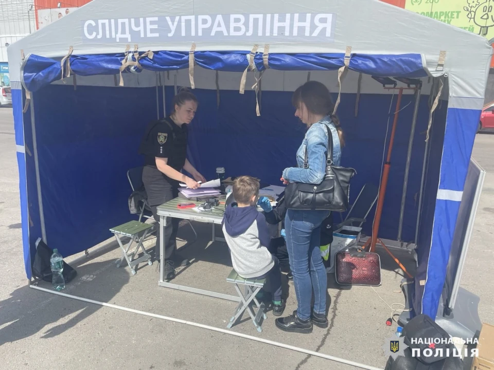 Удар РФ по Епіцентру у Харкові: поліція за ДНК дитини ідентифікувала загиблого батька