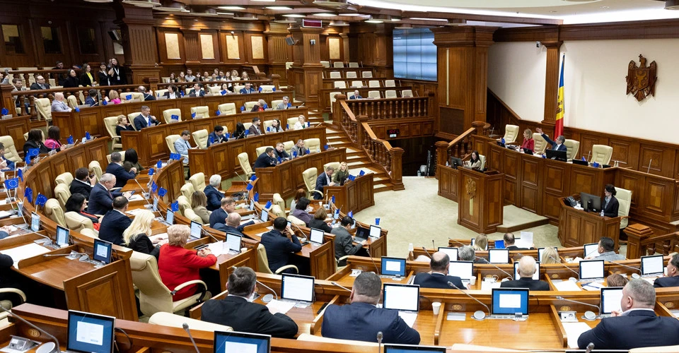 парламент Молдови