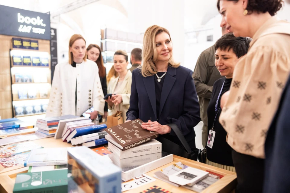 Олена Зеленська на Книжковому Арсеналі