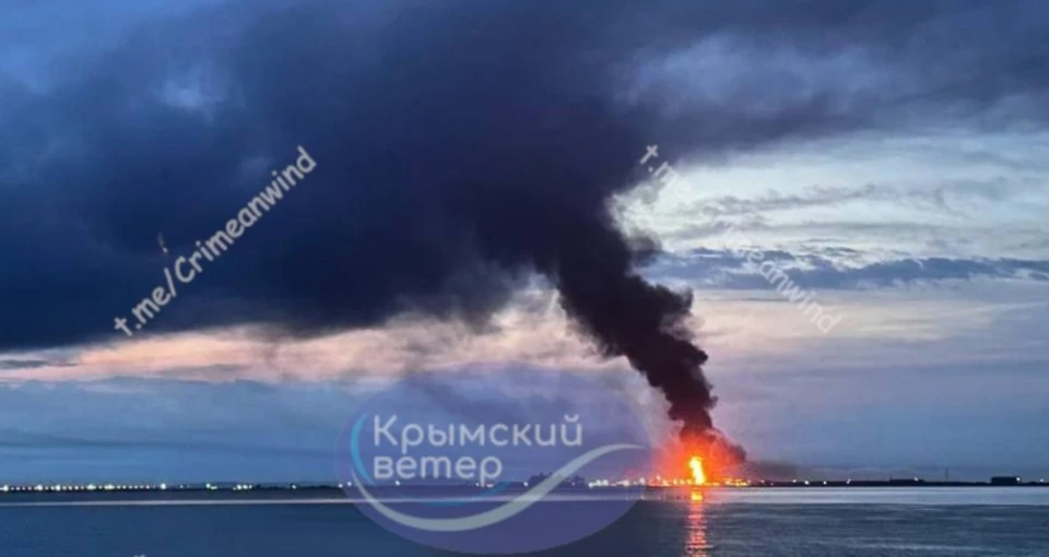 ураження нафтобази в порту Кавказ