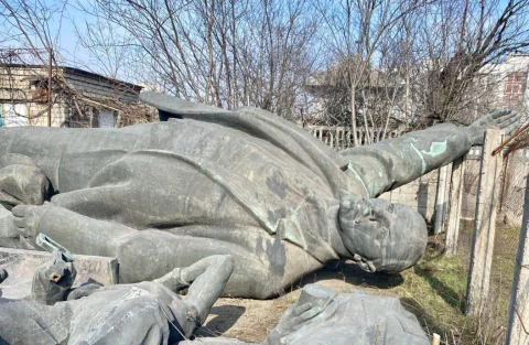 пам'ятник Леніну