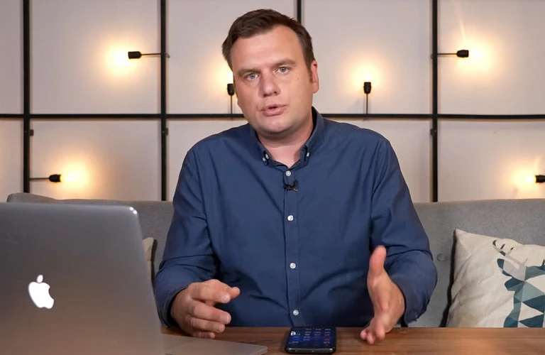 Володимир Звєров