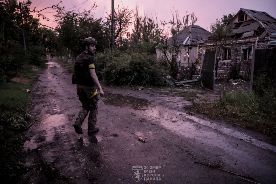 Воїни 24-ї Королівської бригади показали, як зупиняють ворога в Часовому Яру