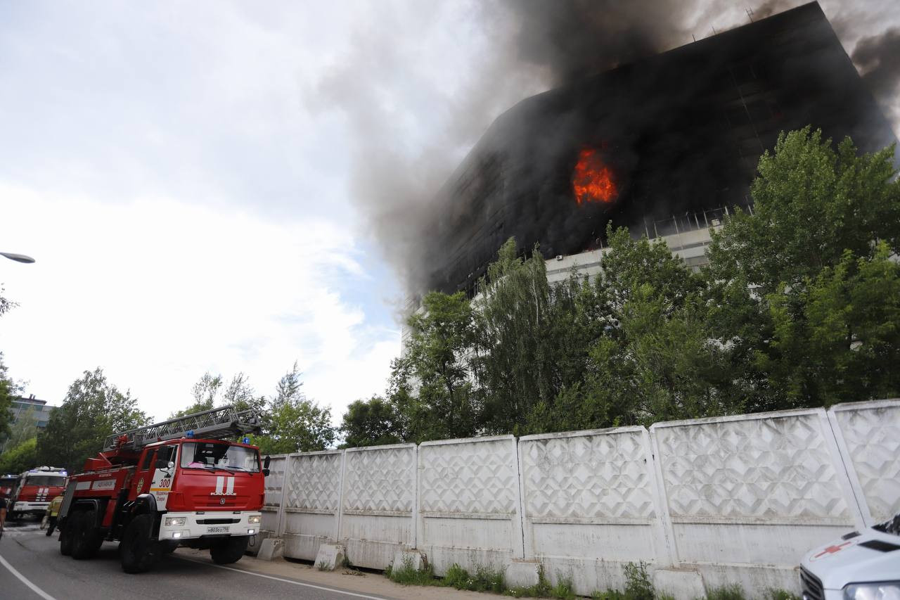 Fire engulfs Moscow research center developing radio-electronic systems