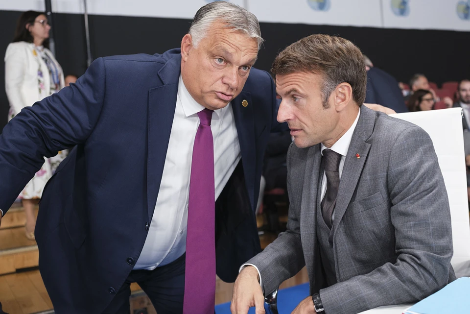 Віктор Орбан і Еммануель Макрон