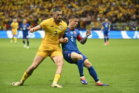 Євро-2024, збірна Словаччини, збірна Румунії, Раду Дрегушін