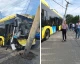 У Львові тролейбус влетів у стовп