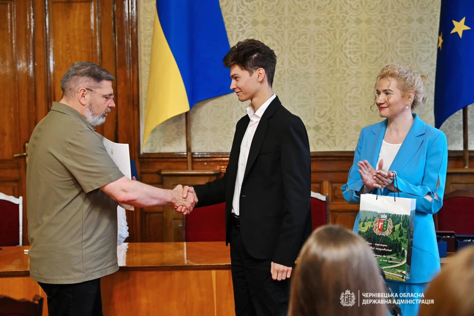 Випускник Путильського ліцею на Буковині отримав максимальні 600 балів на НМТ