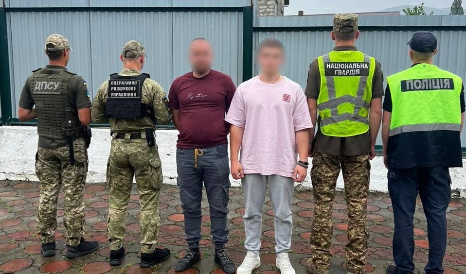 На Закарпатті затримали псевдоблагодійнікив, які привласнювали кошти на лікування дітей