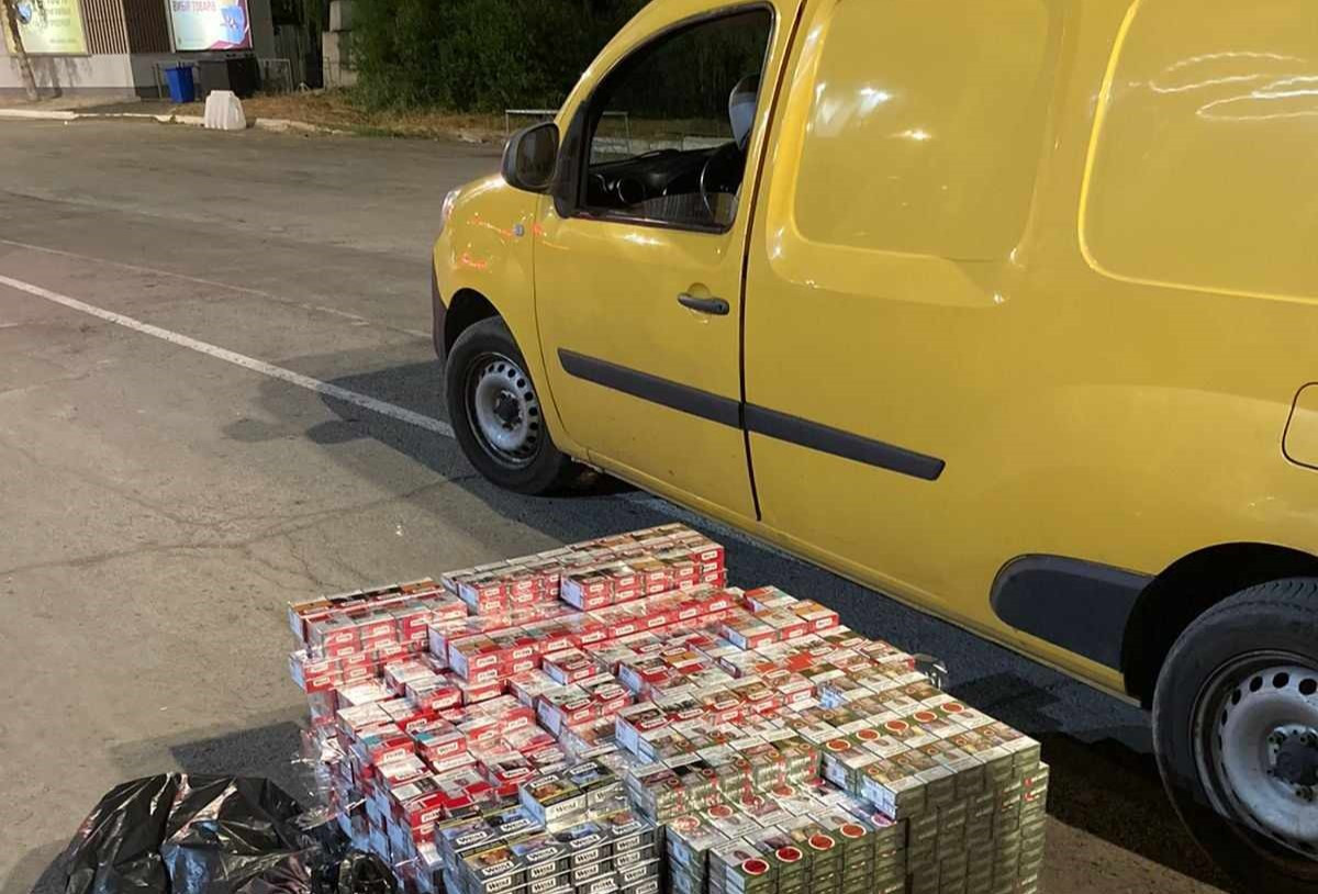 контрабандні цигарки