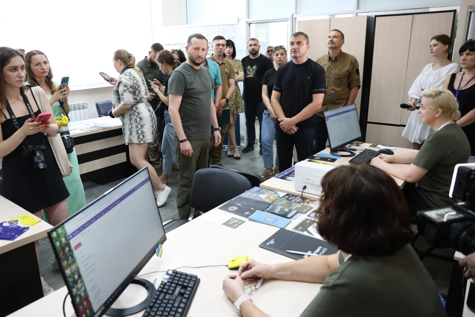 У Хмельницькому запрацював Центр рекрутингу української армії