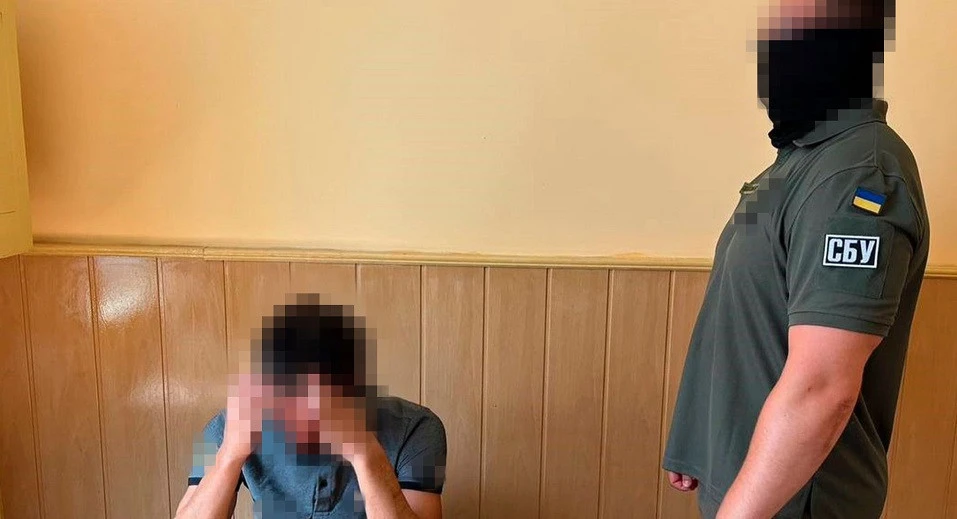 СБУ і Нацполіція затримали у Рівному рецидивіста, який на замовлення фсб підпалив службовий пікап ЗСУ