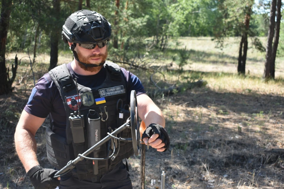 Волинські сапери розміновують Донеччину