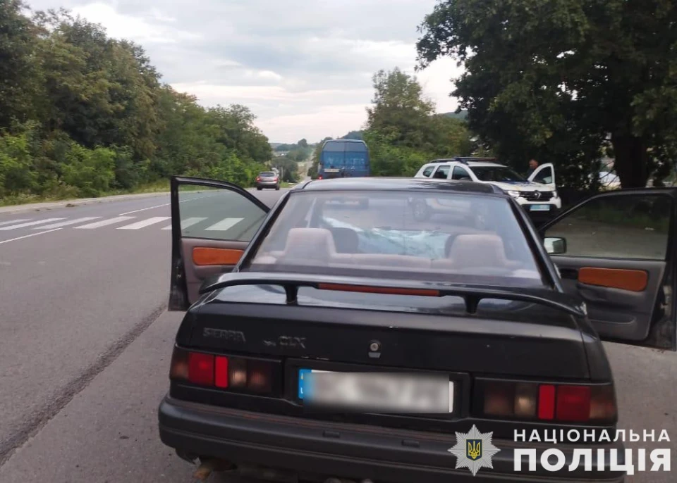У селі на Львівщині водій Ford Sierra збив 13-річну дівчинку