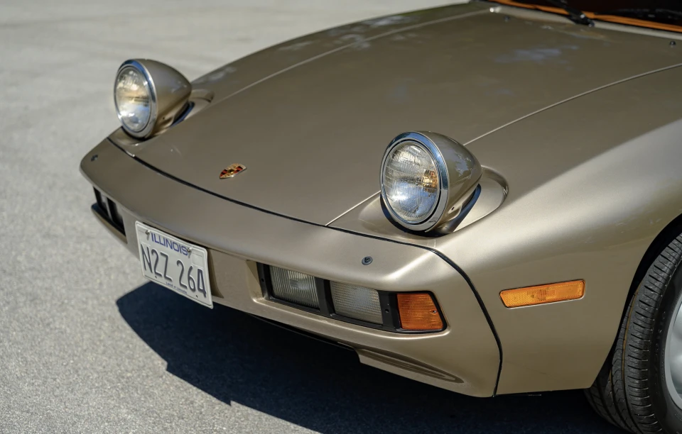 Porsche з фільму "Ризикований бізнес" з Томом Крузом